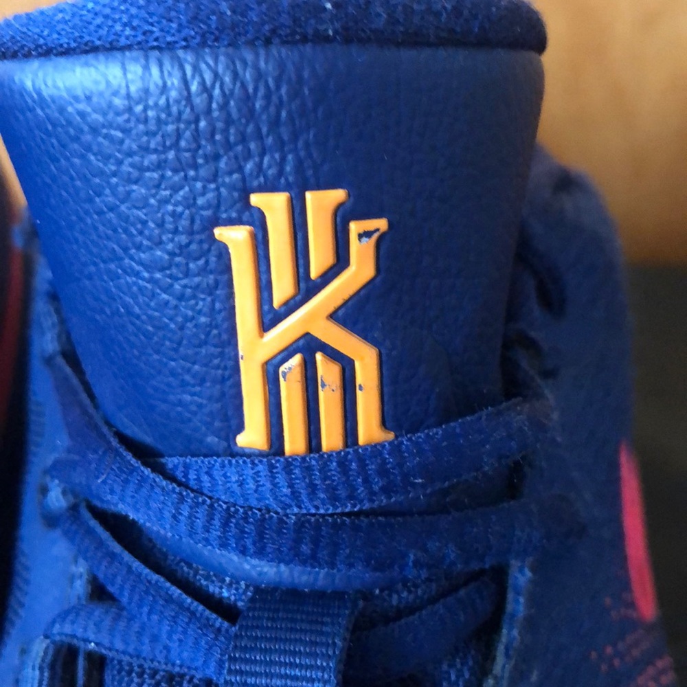 KYRIE flytrap sneakers - Picture 3 of 8